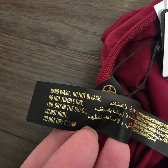 ViX Paula Hermanny Matte Liza One Piece NWT Burgundy Large - Picture 10 of 11